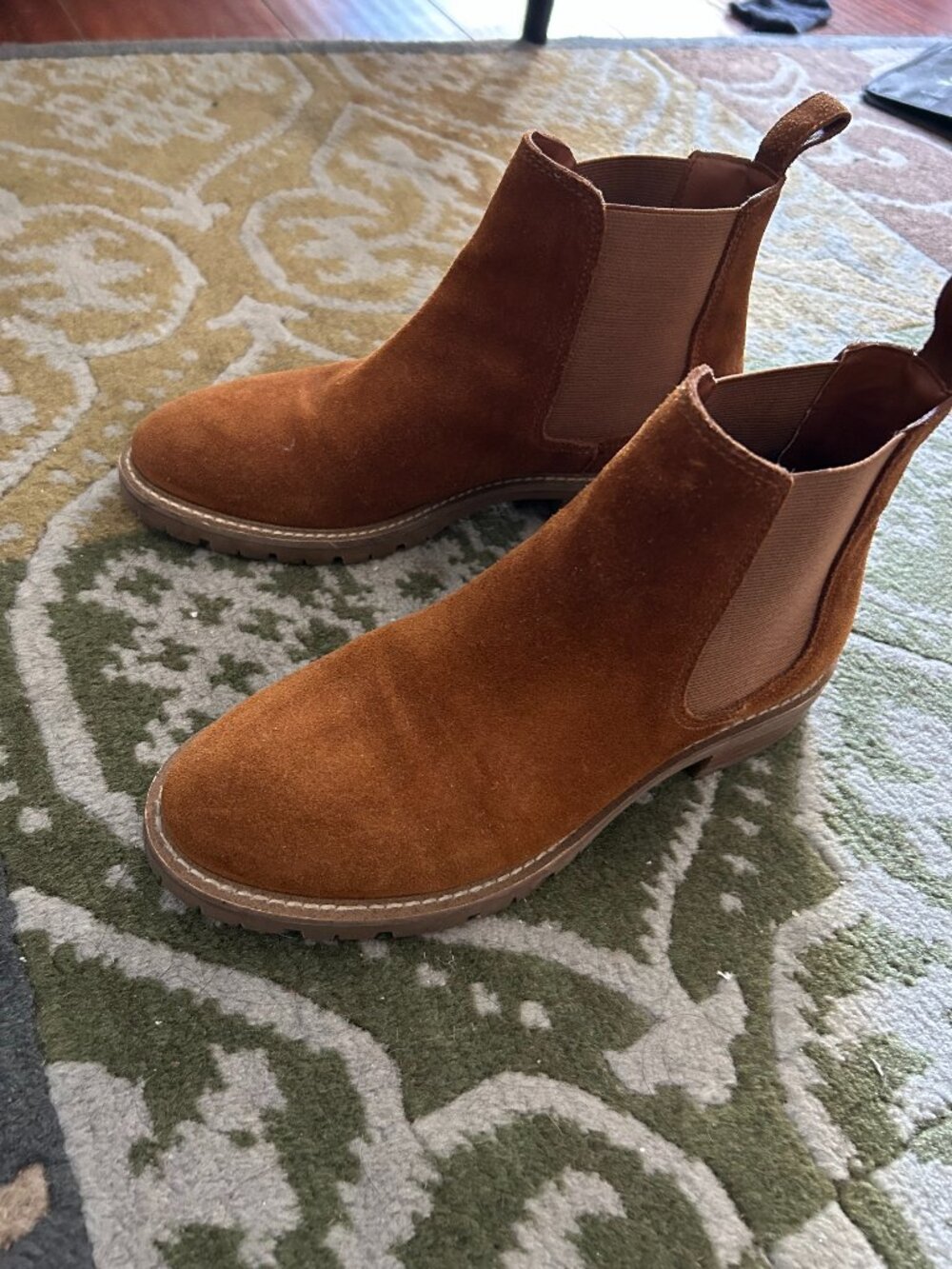 Steve Madden Suede Chelsea Boot, Caramel Color, Size 7.5
